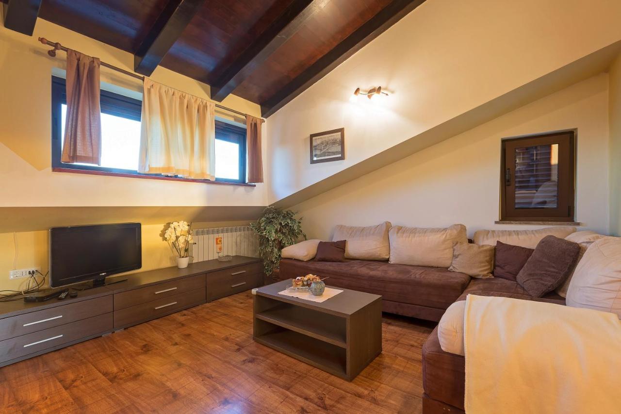 Apartmani Gilda Vrsar Exterior foto
