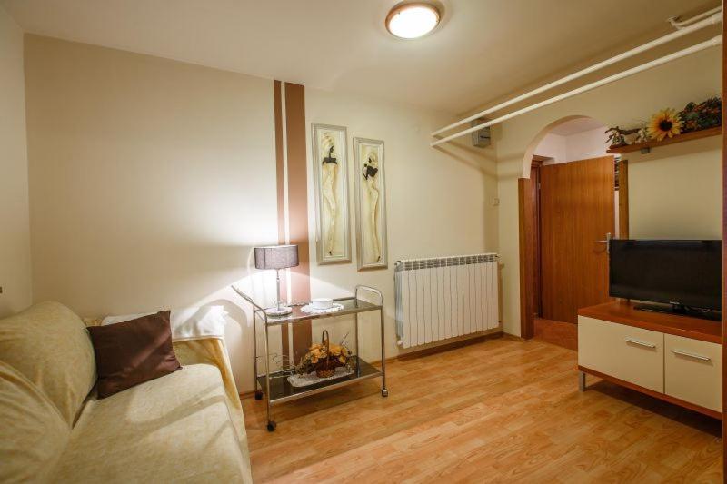 Apartmani Gilda Vrsar Exterior foto