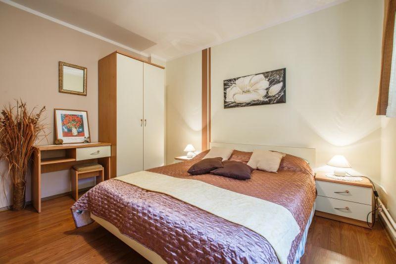Apartmani Gilda Vrsar Exterior foto